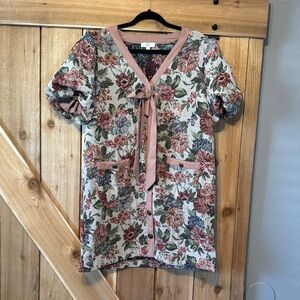 Entro Floral dress with Tie Front LG